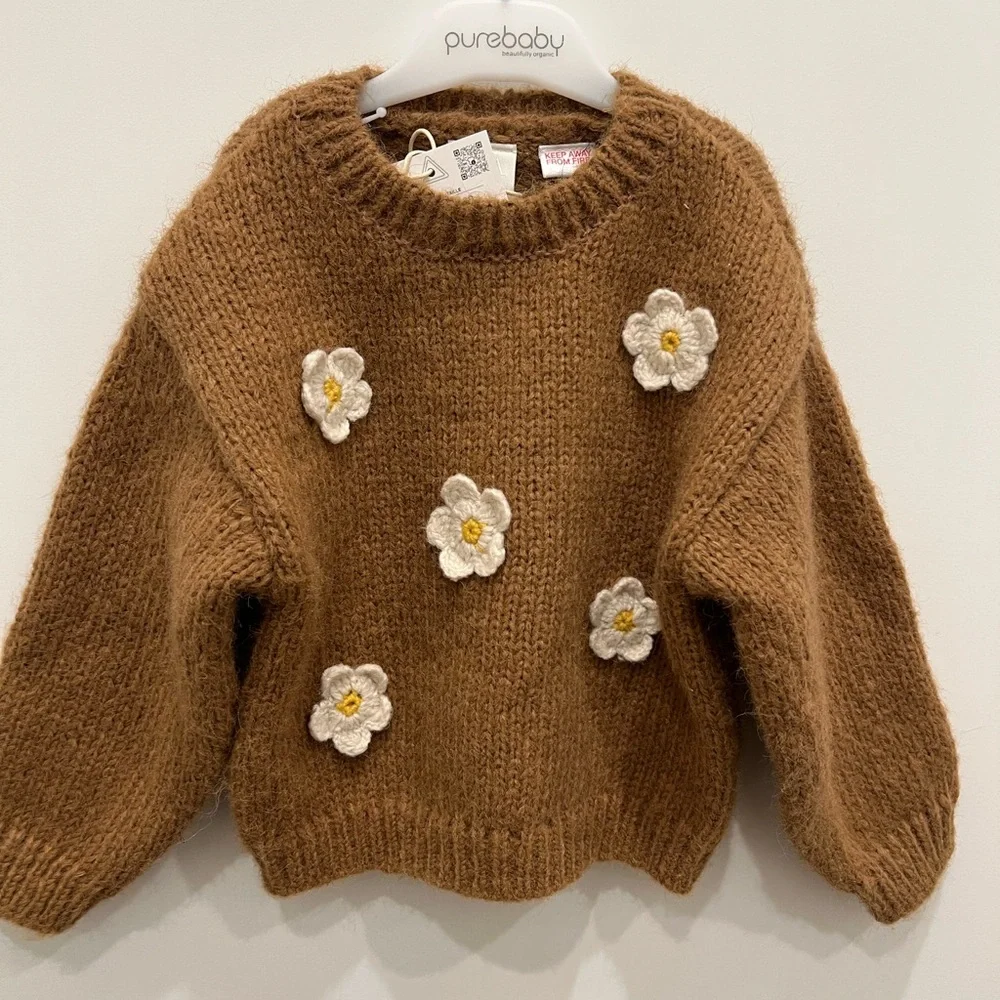 Zara Tan Sweater with White Floral Accents - Picture 4 of 7